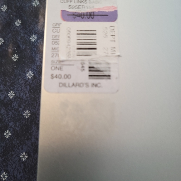 Cuff Links Red Boxing Gloves NWT No BOX  by Roundtree & Yorke - Picture 3 of 3